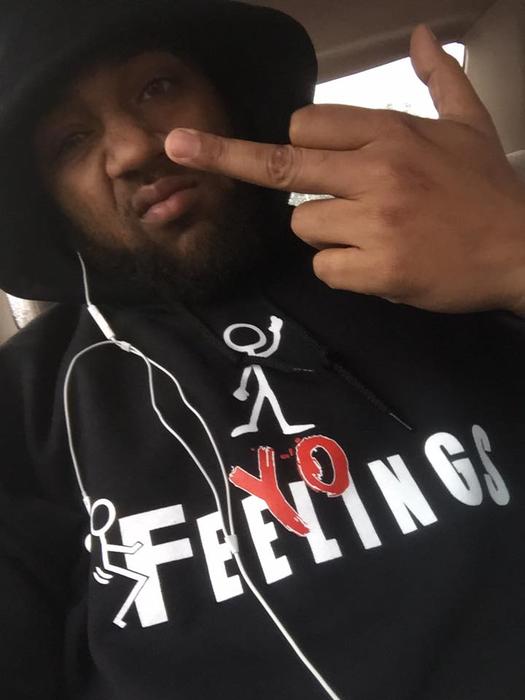 Supporter wearing FYF merch