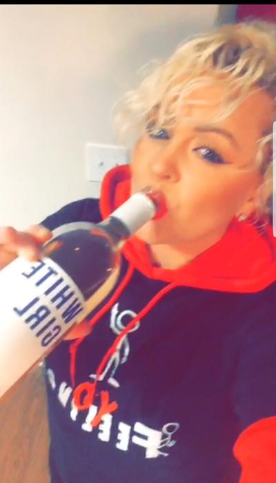 Supporter wearing FYF merch