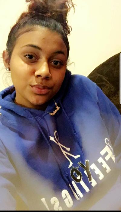 Supporter wearing FYF merch