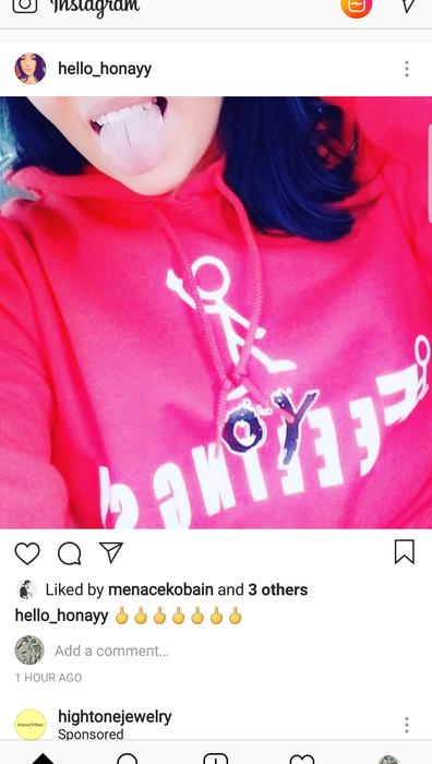 FYF supporter selfie