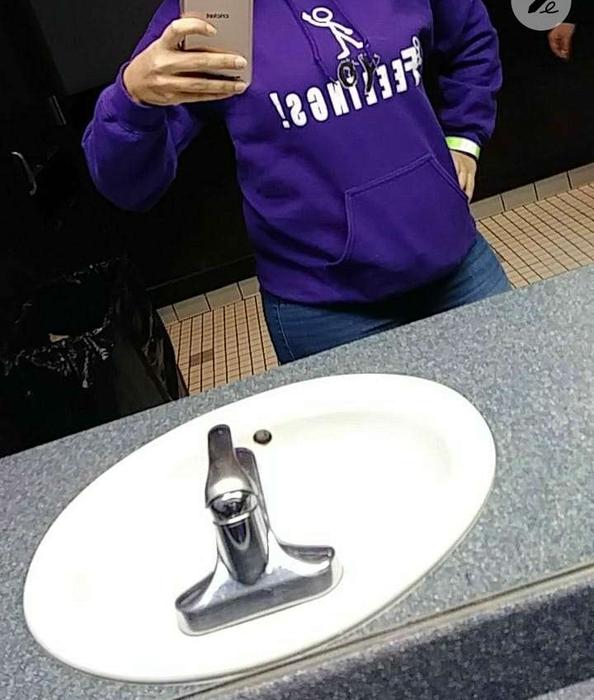 FYF supporter selfie