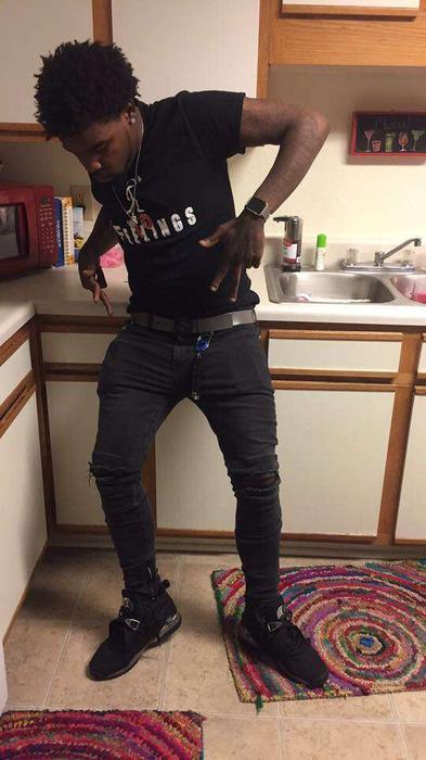 FYF supporter selfie