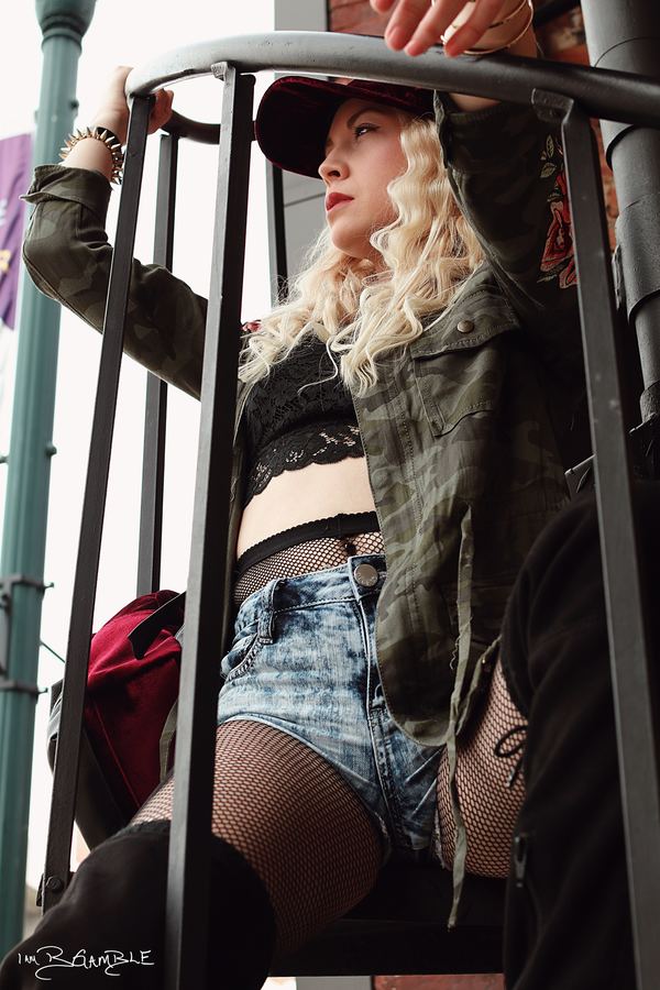 Fashion portrait, outdoor light